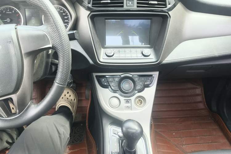 Used Haima M3 2016 1.5L CVT Smart Comfort Version Audio And AC Panel