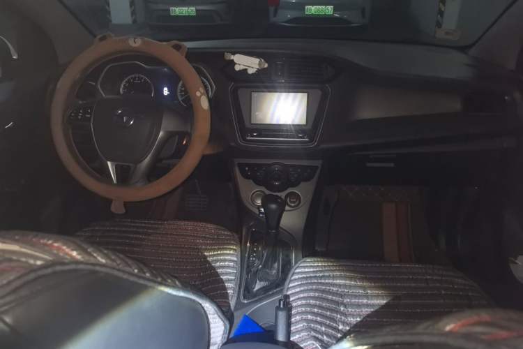 Used Haima M3 2016 1.5L CVT Smart Comfort Version Center Console