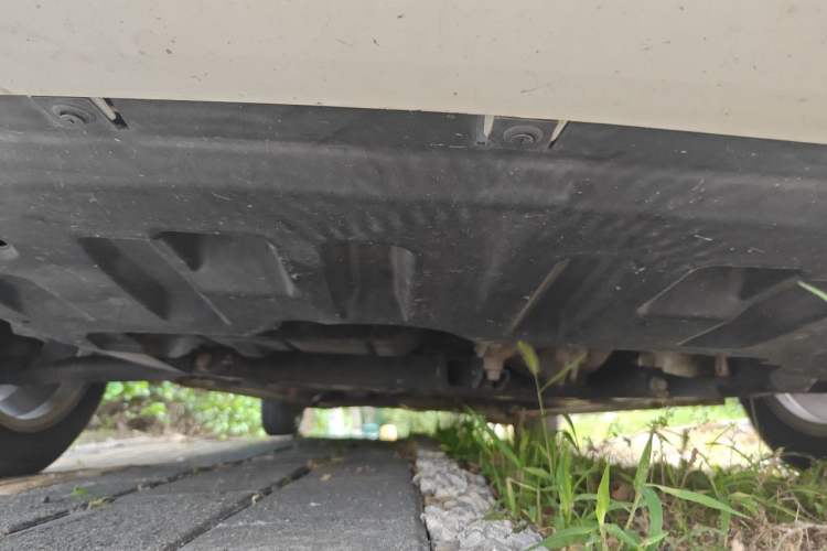 Used Haima M3 2016 1.5L Manual Comfort Model Chassis Front