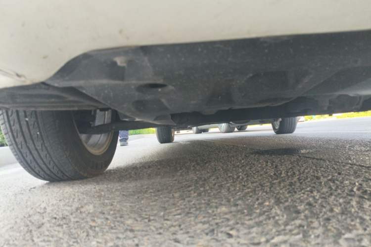 Used Haima M3 2016 1.5L Manual Fashion Edition Chassis Front Right
