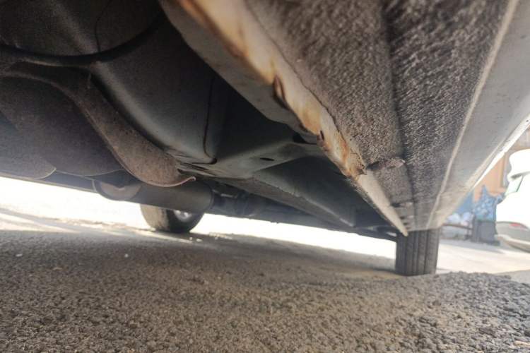 Used Haima M3 2016 1.5L Manual Comfort Model Chassis Rear Right