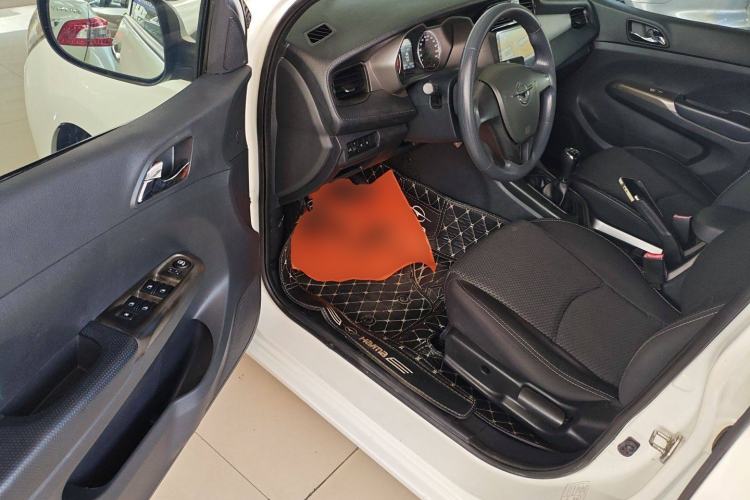 Used Haima M3 2016 1.5L Manual Comfort Model Driver Seat