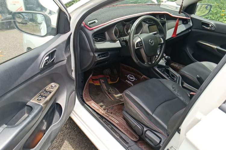 Used Haima M3 2016 1.5L CVT Smart Comfort Version Driver Seat