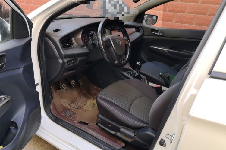 Used Haima M3 2016 1.5L Manual Comfort Model Driver Seat