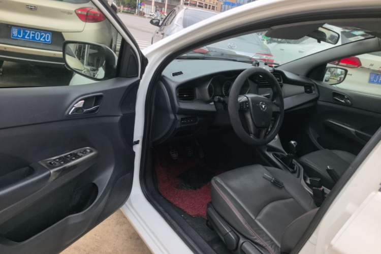 Used Haima M3 2016 1.5L Manual Smart Comfort Edition Driver Seat