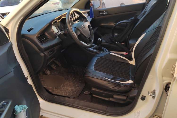 Used Haima M3 2016 1.5L Manual Comfort Model Driver Seat