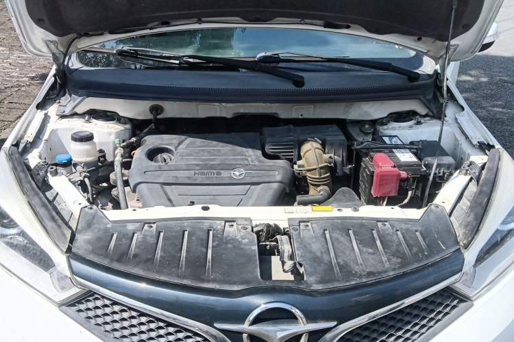 Used Haima M3 2016 1.5L Manual Smart Comfort Edition Engine Bay
