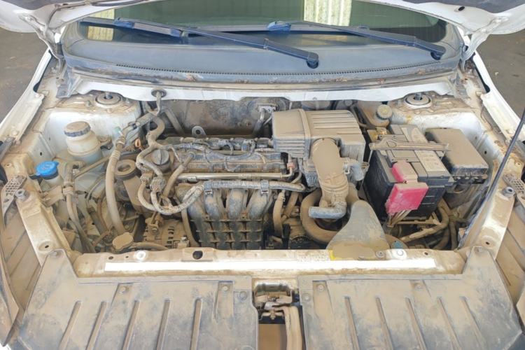 Used Haima M3 2016 1.5L Manual Fashion Edition Engine Bay