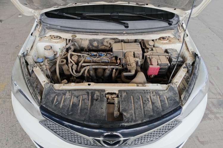 Used Haima M3 2016 1.5L Manual Comfort Model Engine Bay