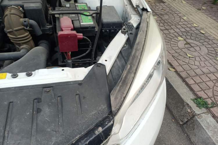 Used Haima M3 2016 1.5L Manual Comfort Model Engine Bay Left