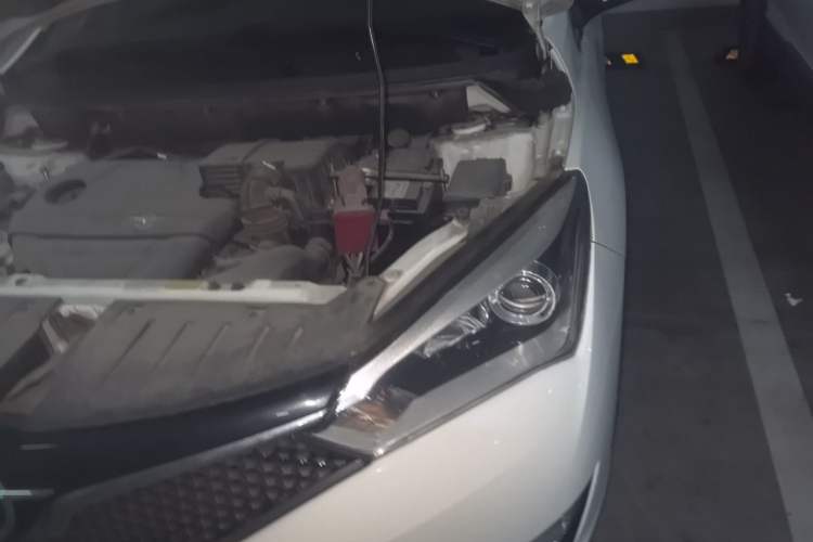 Used Haima M3 2016 1.5L CVT Smart Comfort Version Engine Bay Left