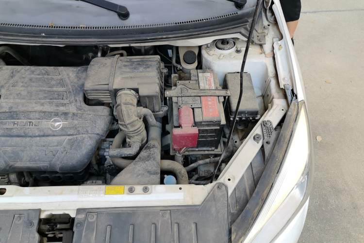 Used Haima M3 2016 1.5L Manual Comfort Model Engine Bay Left