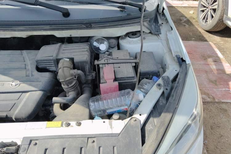 Used Haima M3 2016 1.5L Manual Comfort Model Engine Bay Left