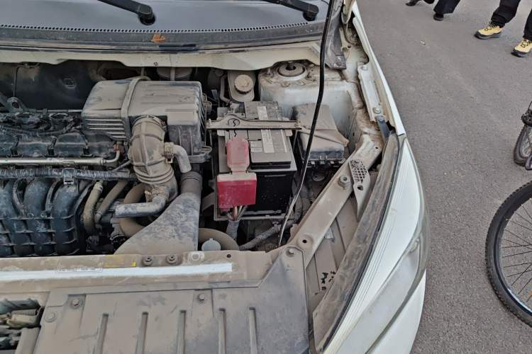 Used Haima M3 2016 1.5L Manual Fashion Edition Engine Bay Left