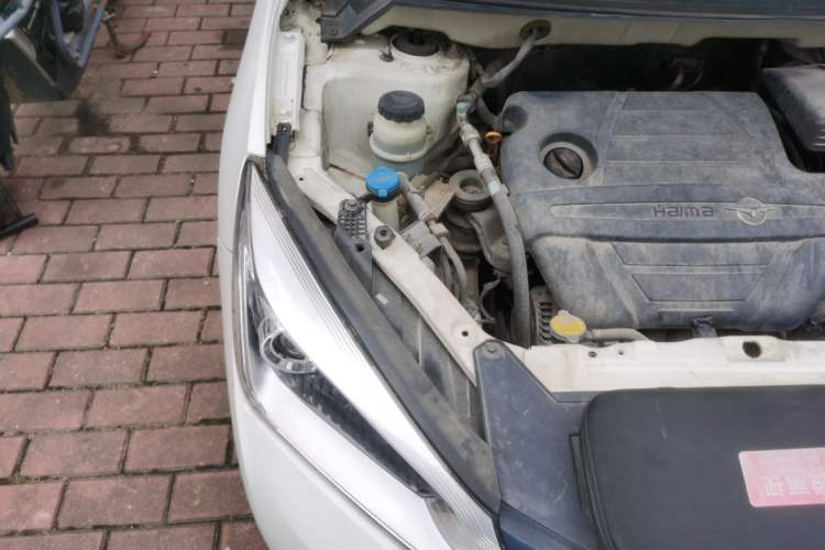 Used Haima M3 2016 1.5L Manual Smart Luxury Edition Engine Bay Right
