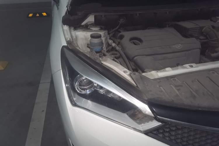 Used Haima M3 2016 1.5L CVT Smart Comfort Version Engine Bay Right