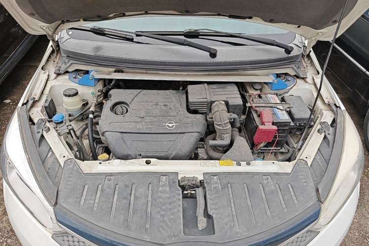 Used Haima M3 2016 1.5L Manual Comfort Model Engine Bay