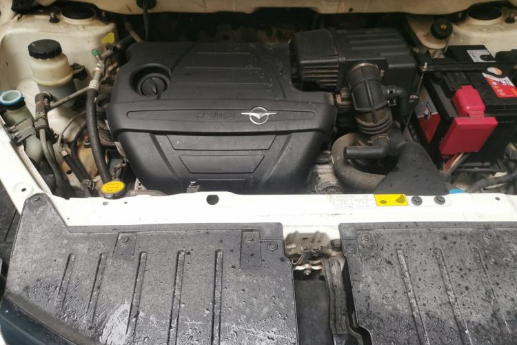Used Haima M3 2016 1.5L Manual Comfort Model Engine Bay
