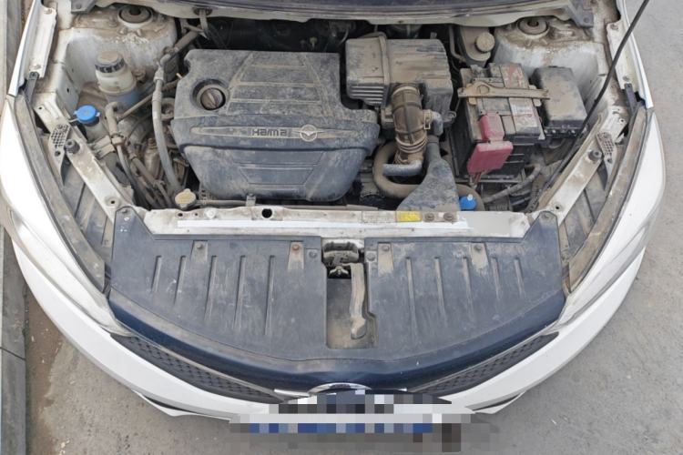 Used Haima M3 2016 1.5L Manual Comfort Model with Sunroof Engine Bay
