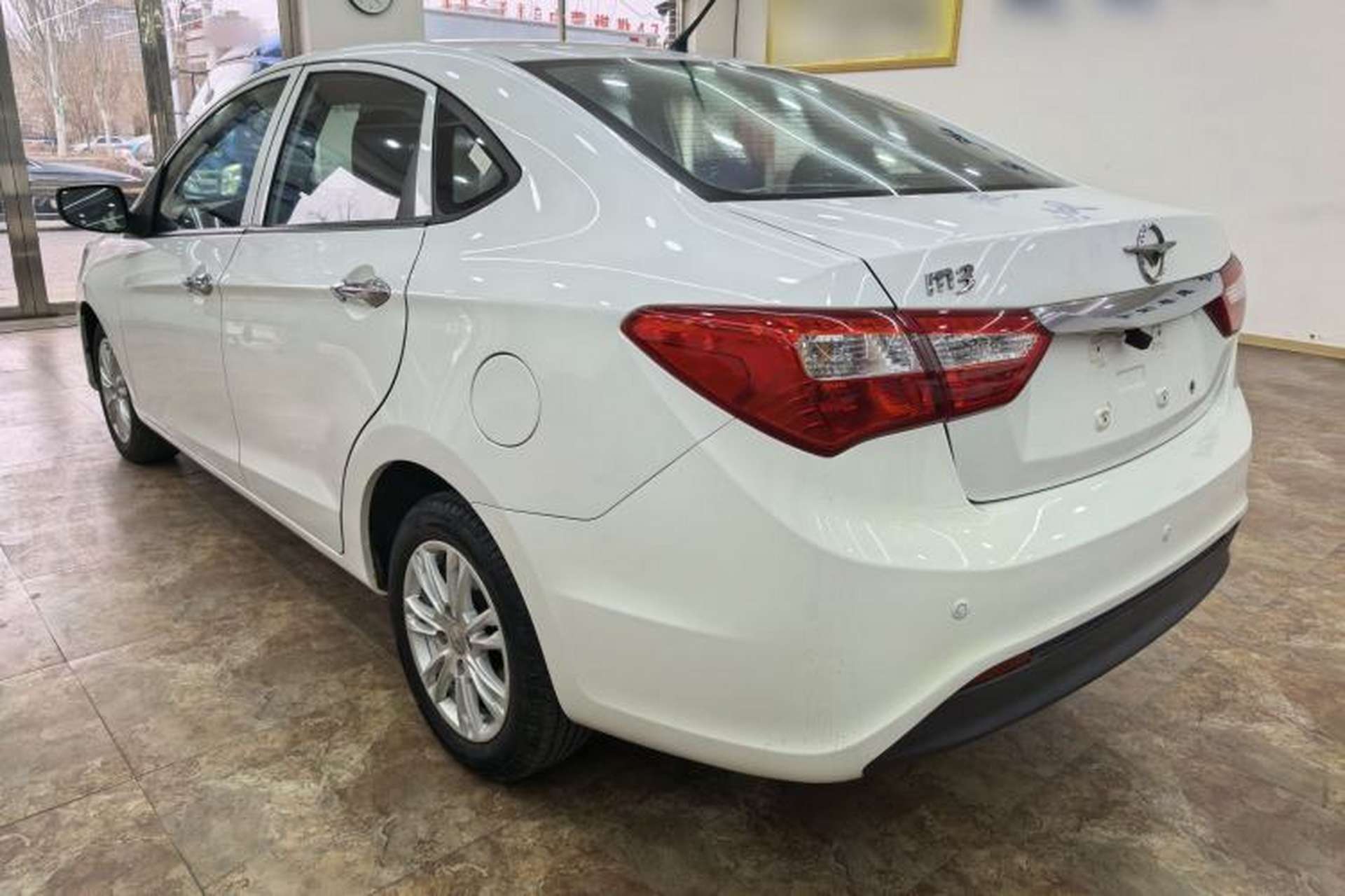 Used Haima M3 2016 1.5L CVT Comfort Edition Exterior 5