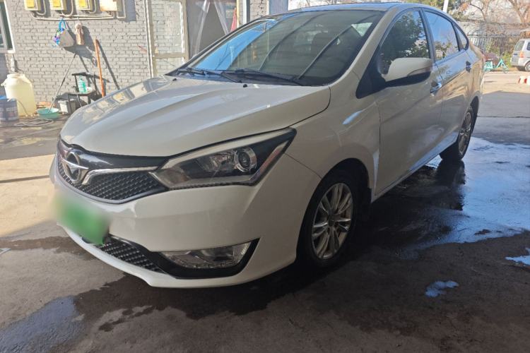 Used Haima M3 2016 1.5L Manual Comfort Model with Sunroof Exterior 5
