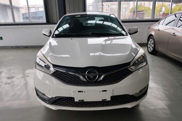 Used Haima M3 2016 1.5L Manual Comfort Model with Sunroof Front