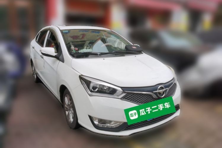 Used Haima M3 2016 1.5L Manual Smart Luxury Edition Front Right 45 Deg