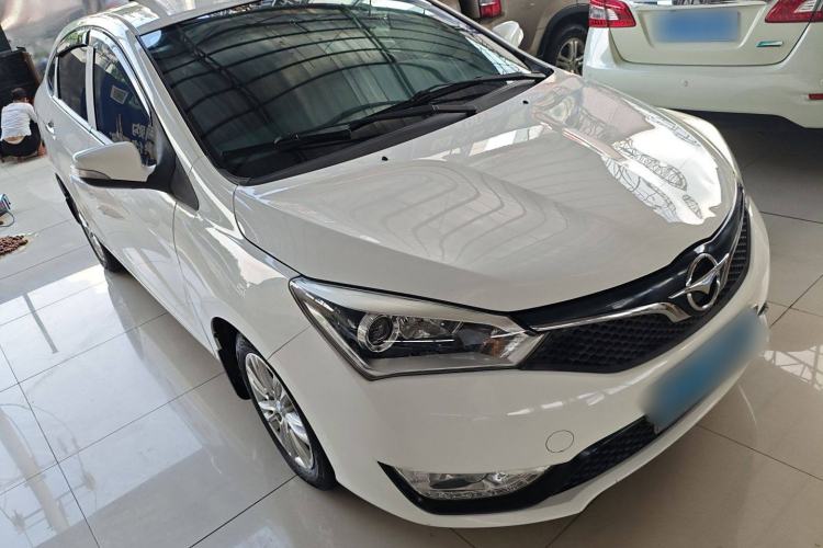 Used Haima M3 2016 1.5L Manual Comfort Model Front Right 45 Deg