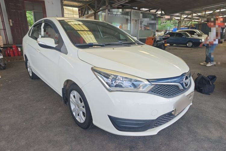 Used Haima M3 2016 1.5L Manual Fashion Edition Front Right 45 Deg