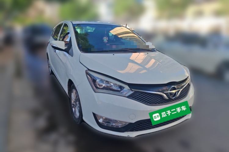Used Haima M3 2016 1.5L Manual Smart Comfort Edition Front Right 45 Deg
