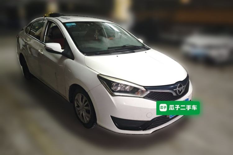 Used Haima M3 2016 1.5L Manual Fashion Edition Front Right 45 Deg