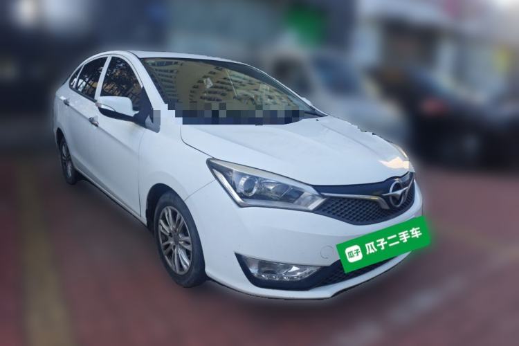 Used Haima M3 2016 1.5L Manual Comfort Model with Sunroof Front Right 45 Deg