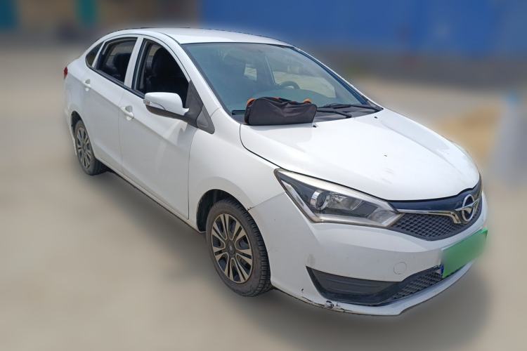Used Haima M3 2016 1.5L Manual Fashion Edition Front Right 45 Deg