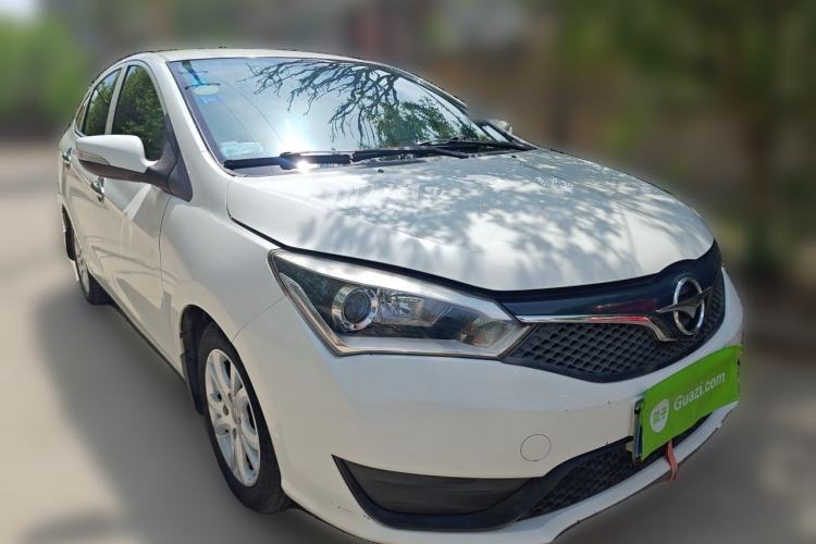 Used Haima M3 2016 1.5L Manual Fashion Edition Front Right 45 Deg