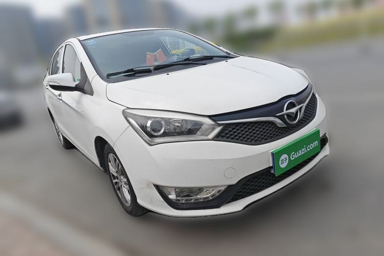 Used Haima M3 2016 1.5L Manual Comfort Model with Sunroof Front Right 45 Deg