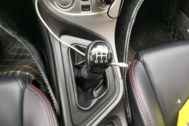 Used Haima M3 2016 1.5L Manual Smart Luxury Edition Gear Lever