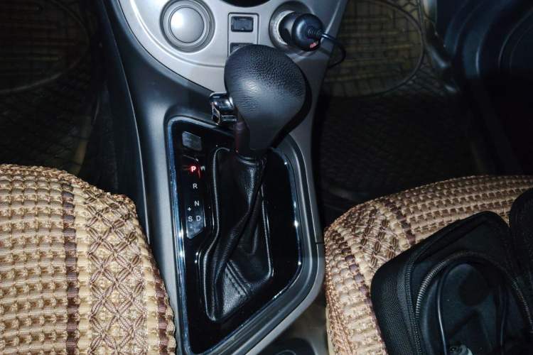 Used Haima M3 2016 1.5L CVT Smart Comfort Version Gear Lever