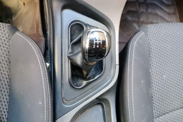 Used Haima M3 2016 1.5L Manual Comfort Model Gear Lever