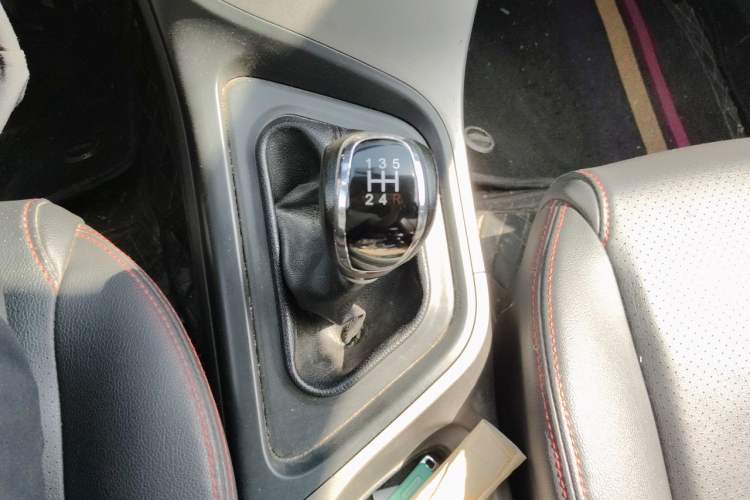 Used Haima M3 2016 1.5L Manual Comfort Model Gear Lever