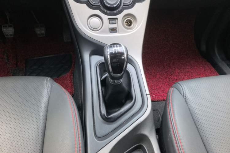 Used Haima M3 2016 1.5L Manual Smart Comfort Edition Gear Lever