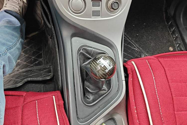 Used Haima M3 2016 1.5L Manual Comfort Model Gear Lever