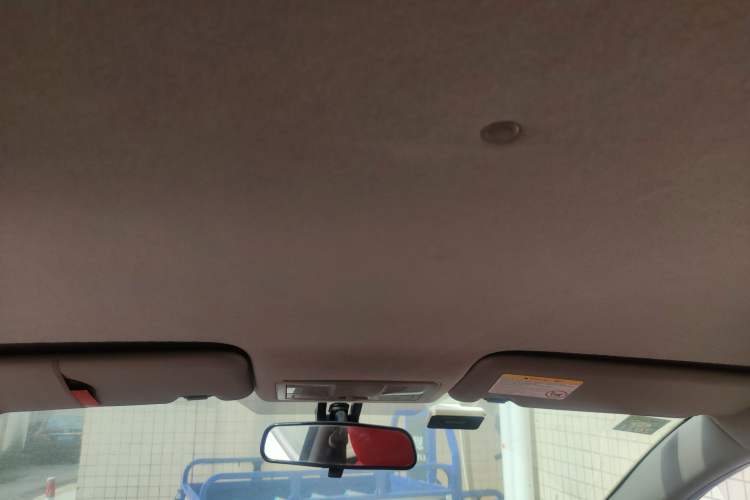 Used Haima M3 2016 1.5L Manual Comfort Model Headliner