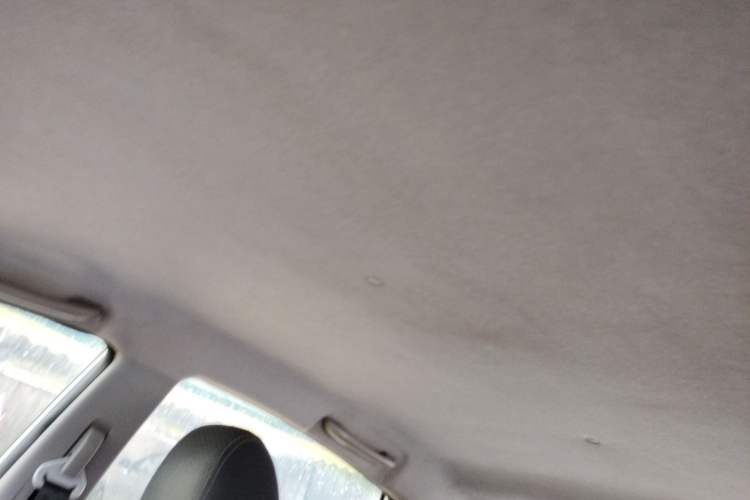 Used Haima M3 2016 1.5L Manual Fashion Edition Headliner