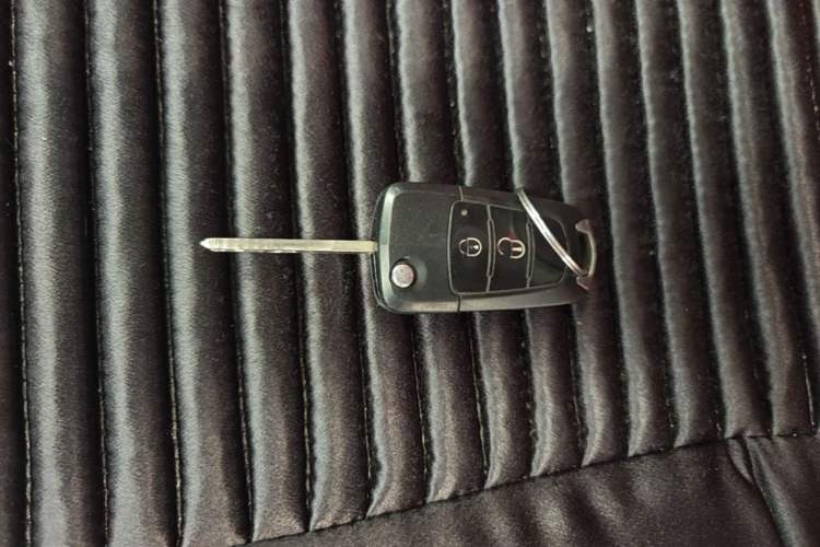 Used Haima M3 2016 1.5L Manual Fashion Edition Interior 1