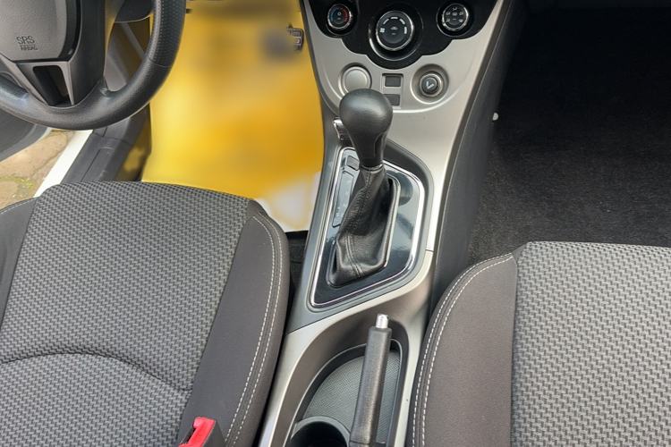 Used Haima M3 2016 1.5L CVT Comfort Edition Interior 6