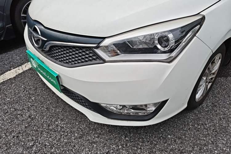 Used Haima M3 2016 1.5L Manual Comfort Model Left Front Headlight