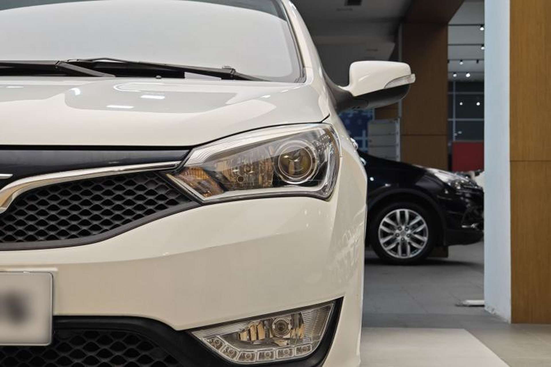 Used Haima M3 2016 1.5L CVT Comfort Edition Left Front Headlight