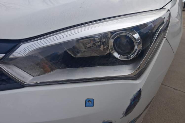 Used Haima M3 2016 1.5L Manual Comfort Model Left Front Headlight