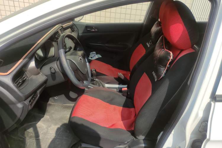 Used Haima M3 2016 1.5L Manual Comfort Model Left Front Seat