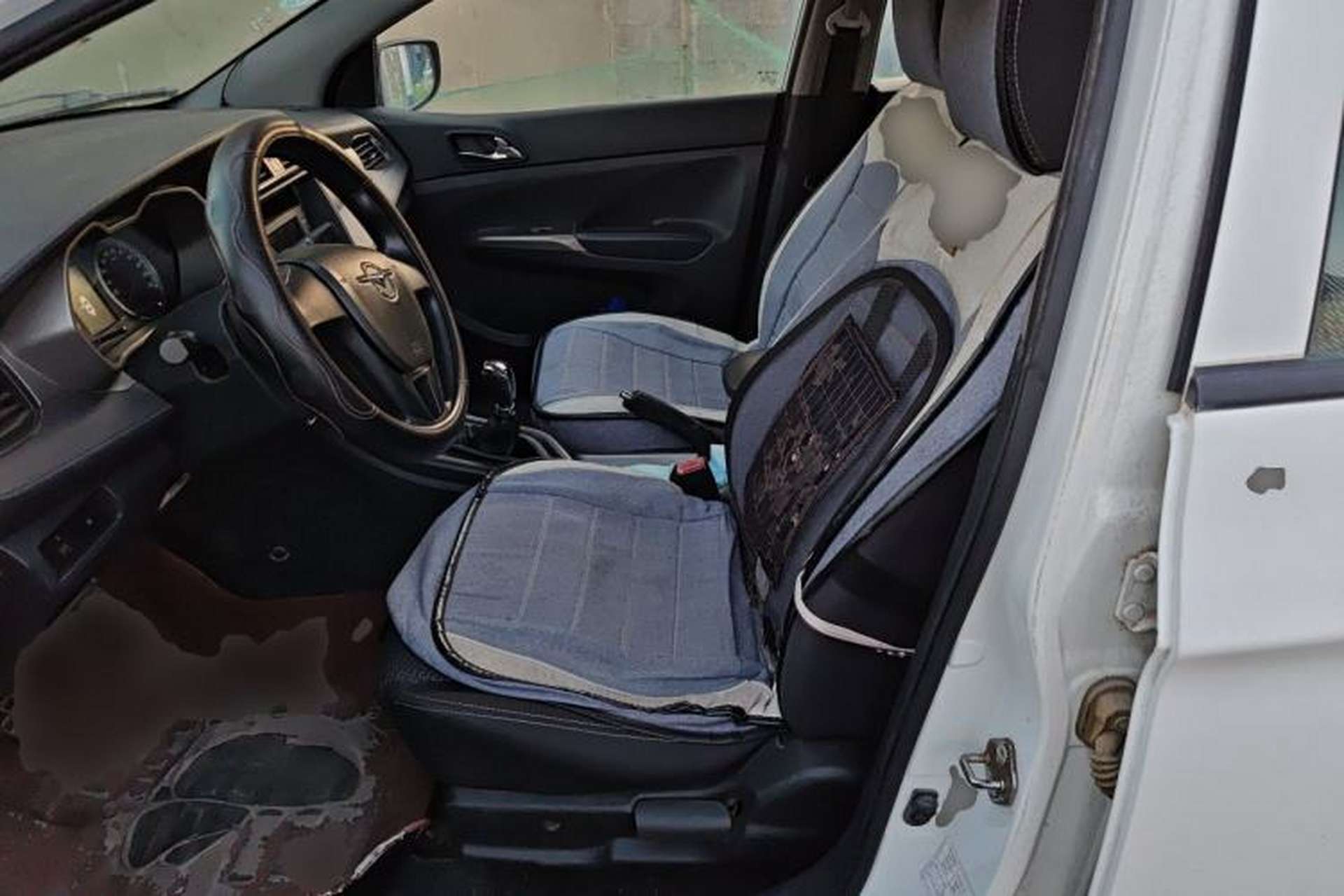Used Haima M3 2016 1.5L Manual Fashion Edition Left Front Seat